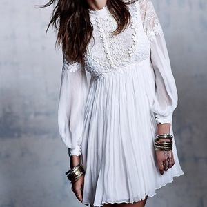 Free People BabyDoll Lou Lou Dress- Size 4- EUC
